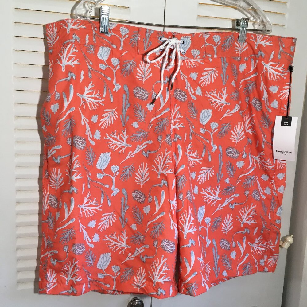 Good Fellow Size XL board swim trunks 44" x  9” Inseam nwt coral